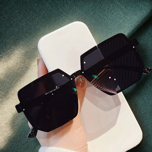 Square Sunglasses Women Oversized Retro Fashion Eyewear