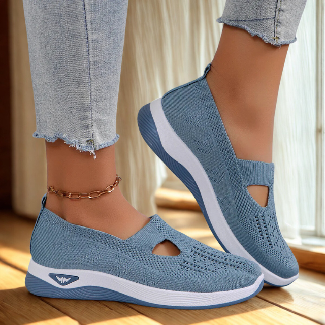 Women’s Breathable Mesh Walking Shoes Lightweight Slip On Sneakers