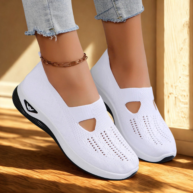 Women’s Breathable Mesh Walking Shoes Lightweight Slip On Sneakers